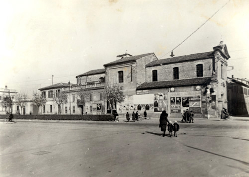 Santa Maria della Rosa, prima della demolizione del 1950 ca. 18x23,7 cm