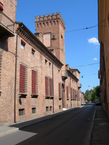 Palazzo Bonacossi, sede dei Musei Civici di Arte Antica e del Museo Riminaldi
